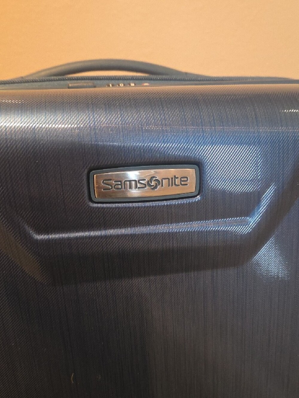 Samsonite Suitcase Set - Picture 2 of 6